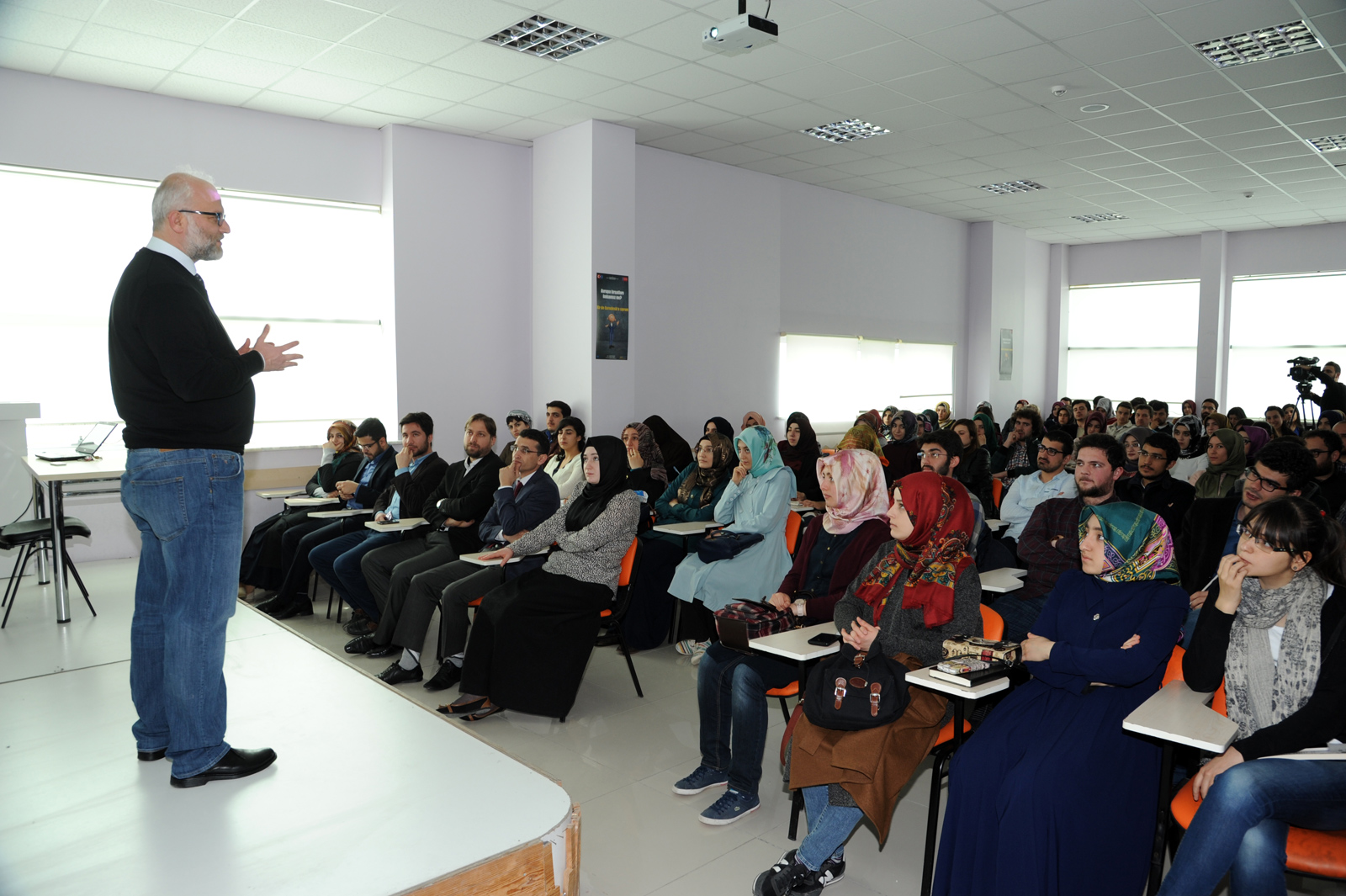 Popüler kültür Aile Okulu Seminerlerinde anlatıldı