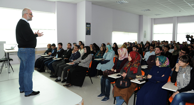 Popüler kültür Aile Okulu Seminerlerinde anlatıldı