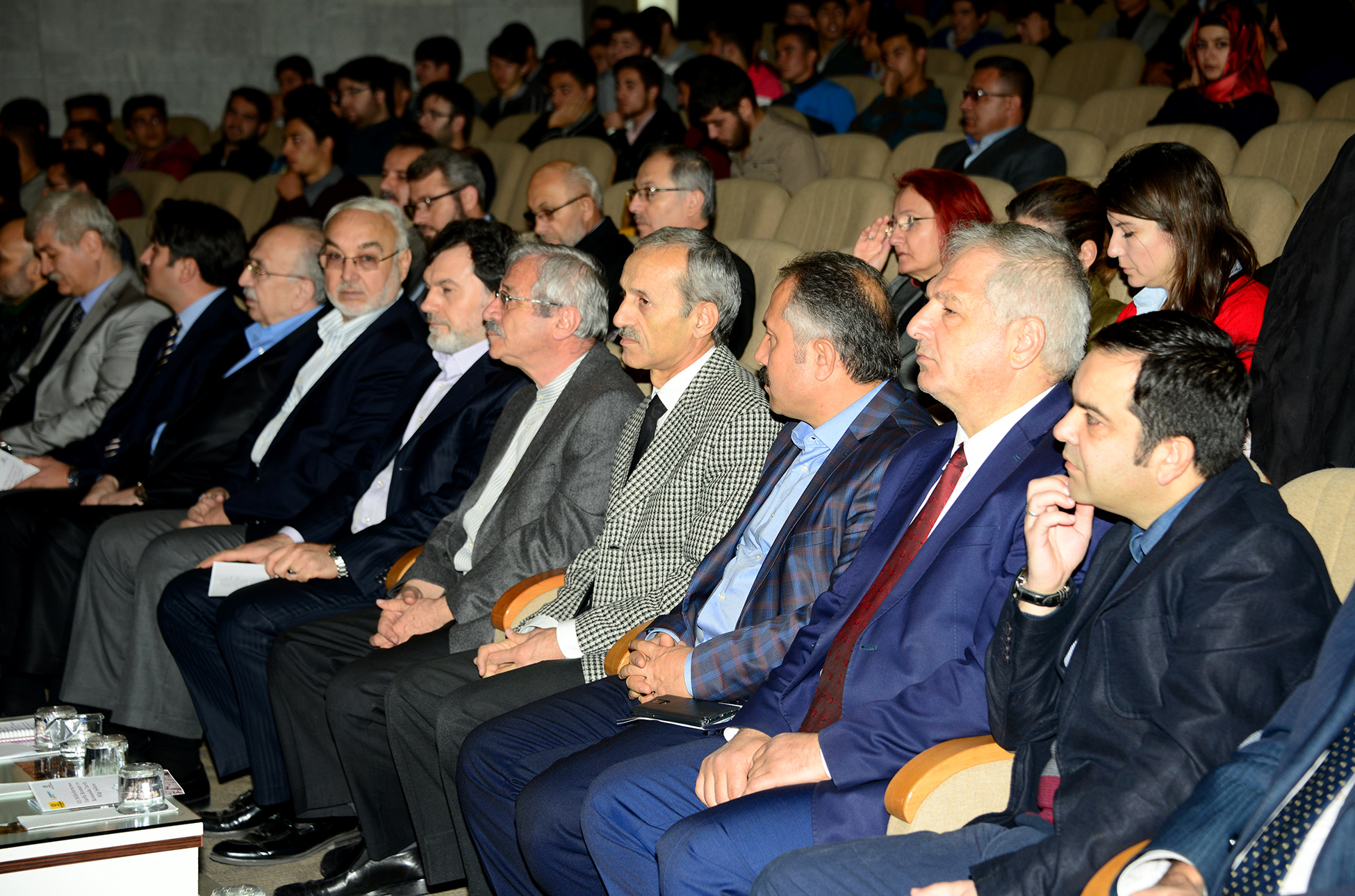 Tarihi Roman ve Romanda Tarih Bilgi Şöleni Başladı