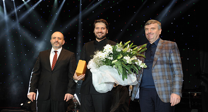 Sami Yusuf İle Kutlu Doğum Coşkusu Yaşandı