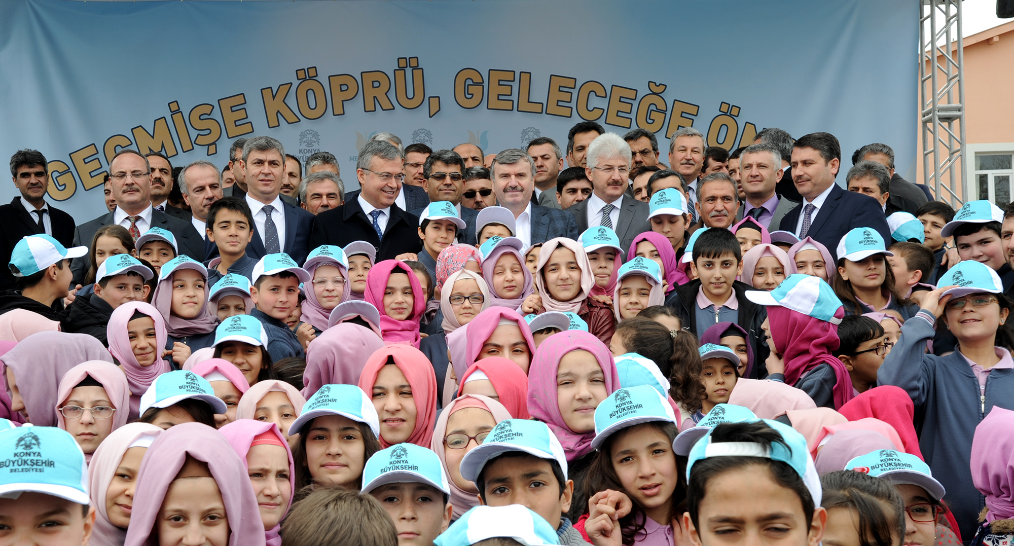 Büyükşehir'den Geleceğin 'Bilge'lerine Destek
