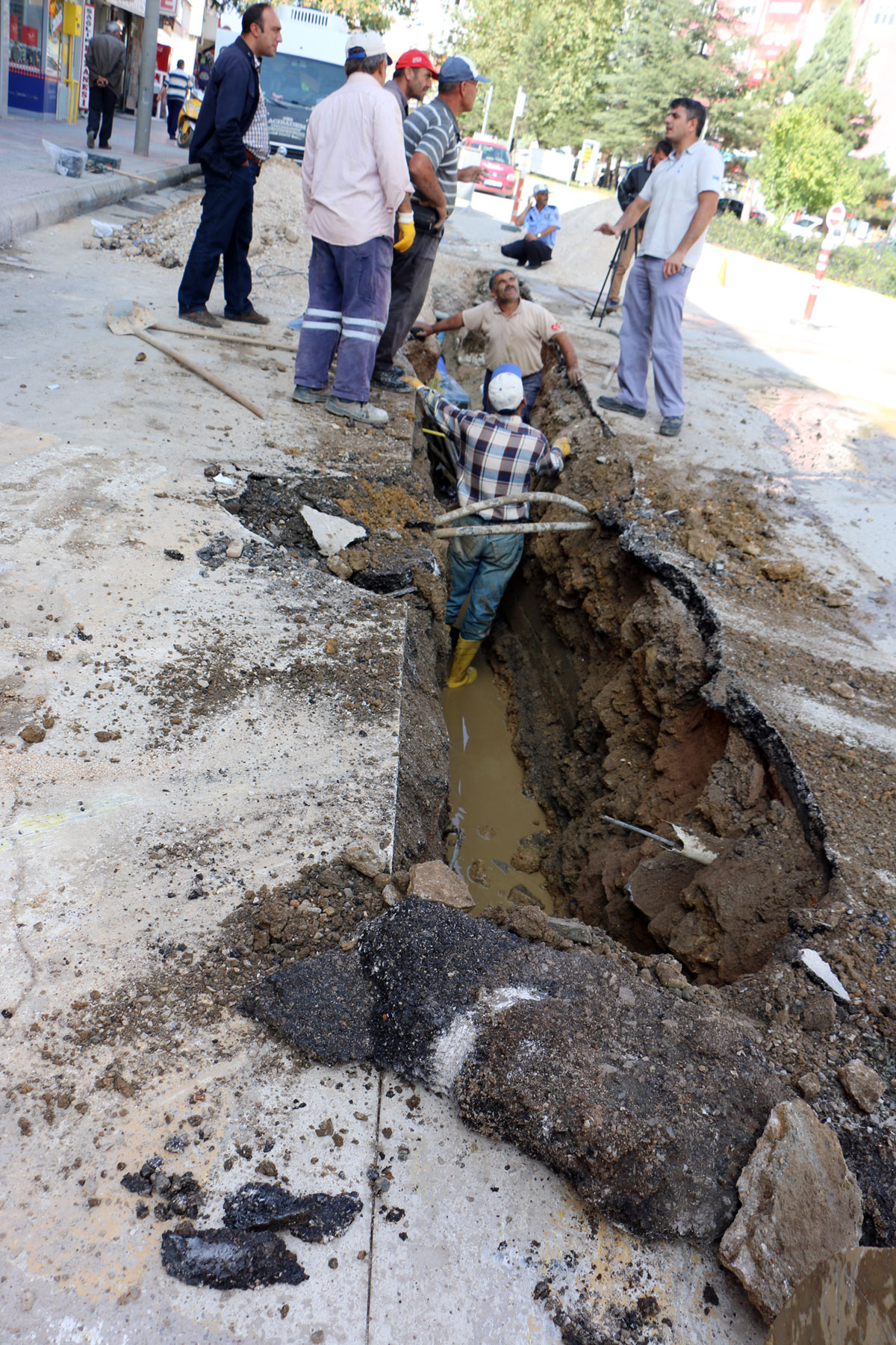 Seydişehir ve Hüyük'te İçme Suyu Hattı Yenilendi