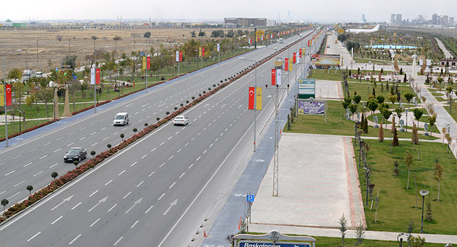 Büyükşehir'den Ankara Yolu'na Muhteşem Parklar