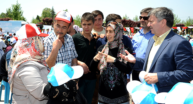 Başkan Akyürek, Engellilerle Piknikte Buluştu