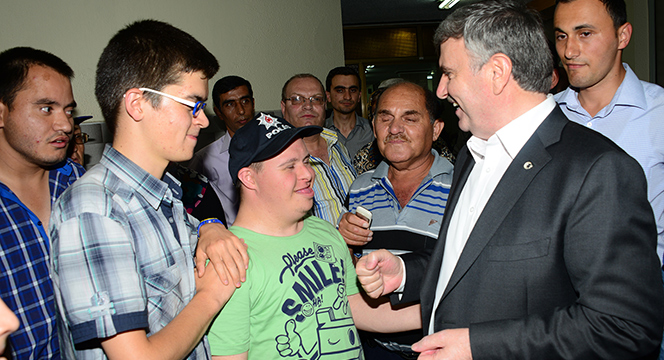 Başkan Akyürek Engellilerle İftarda Buluştu