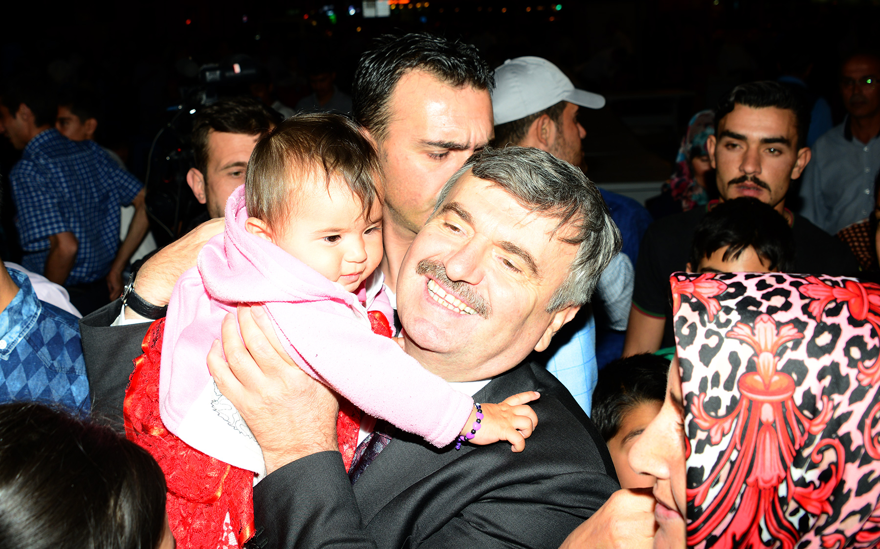 İftarlarda 100 Bin Kişiyle Buluştuk