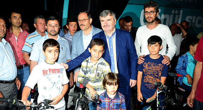 Başkan Akyürek İlçe İftarlarında Vatandaşlarla Buluşuyor