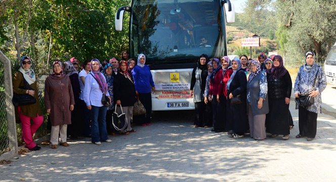 Büyükşehir'in Çiftçi Eğitimlerine Teknik Gezi Desteği