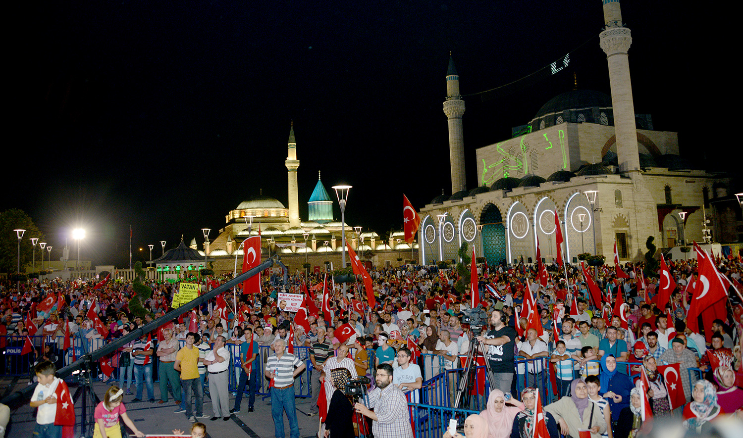 Şehitlerimizin Bıraktığı Mirasa Sahip Çıkalım