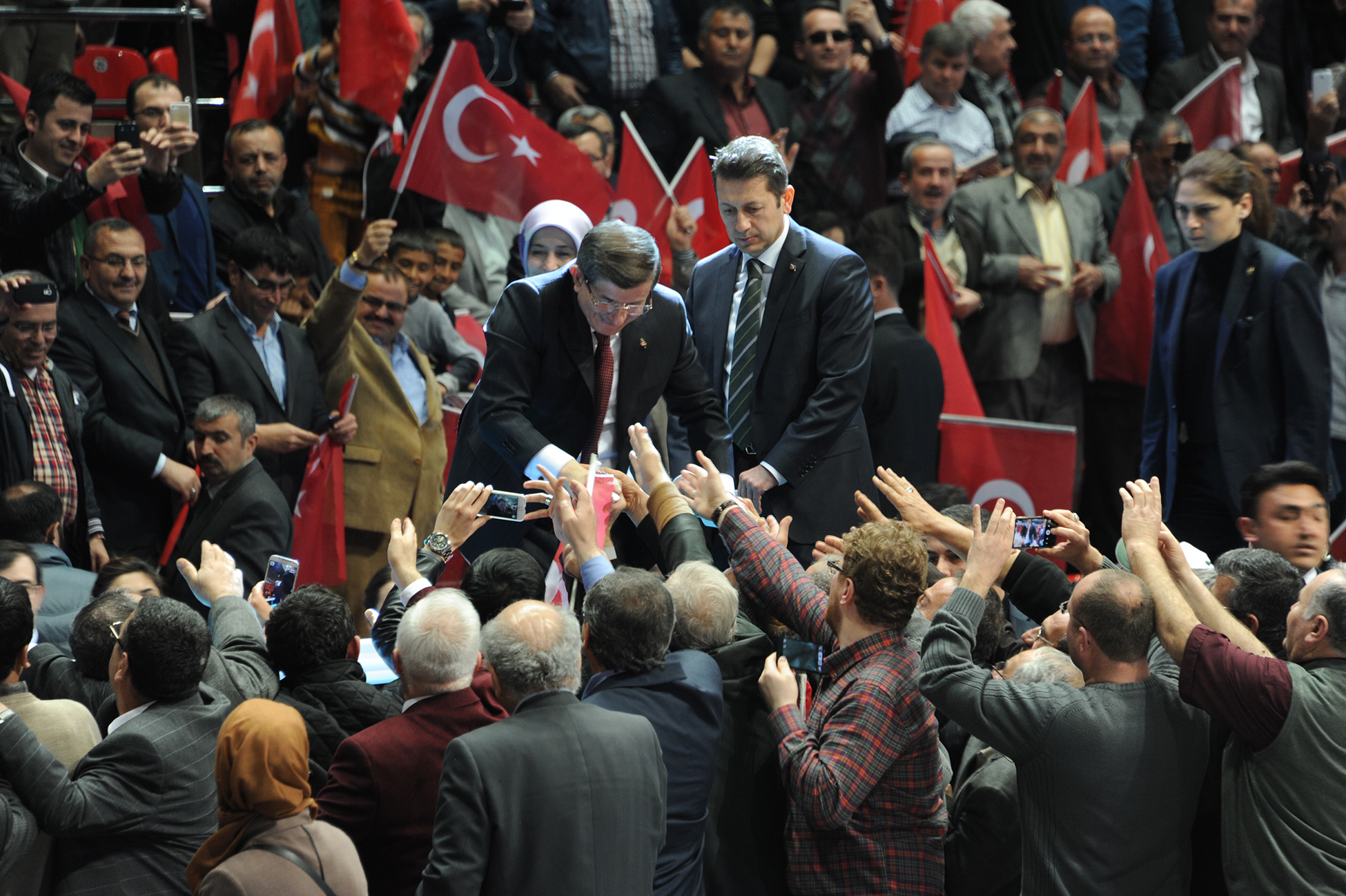 Başbakan Ahmet Davutoğlu: Konya'nın Taşına Toprağına Aşığız