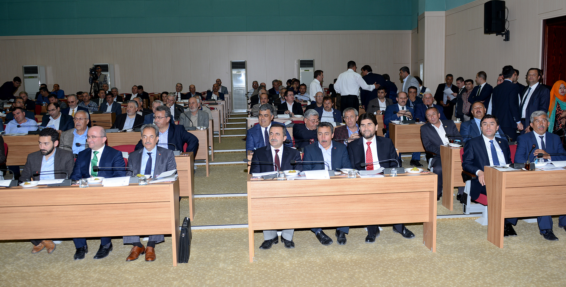 Belediye Birliklerinde Tahir Akyürek Yeniden Başkan