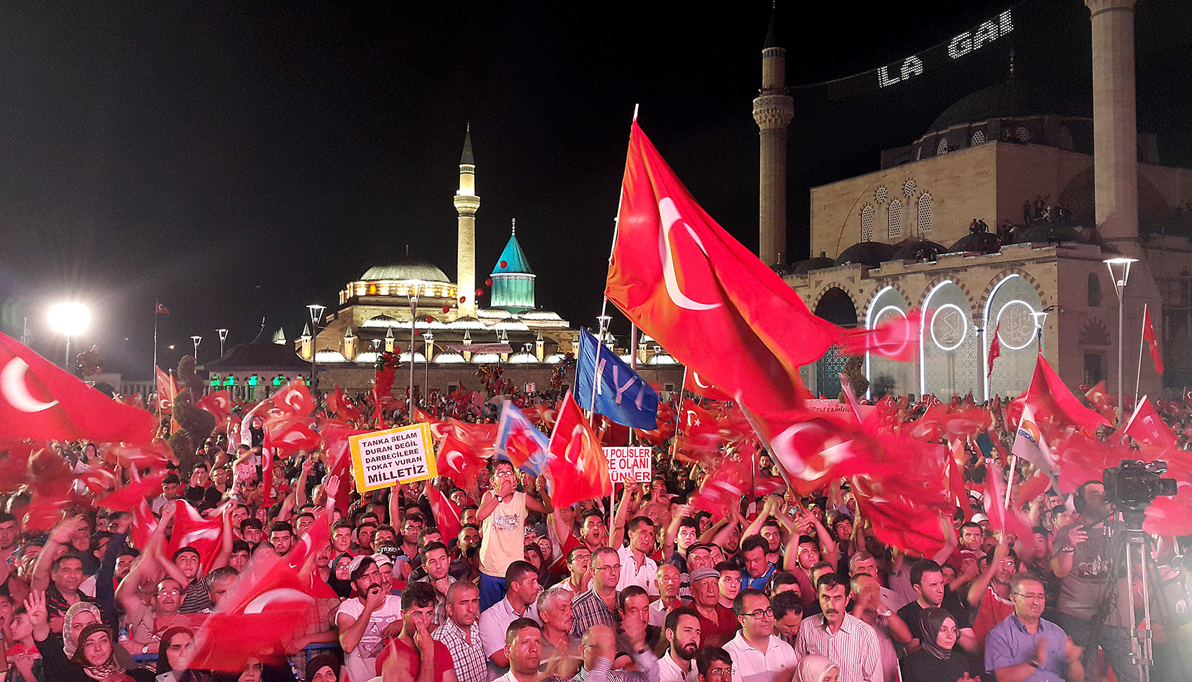 Milli İrade Kendini Başkalarına Teslim Etmeyecek