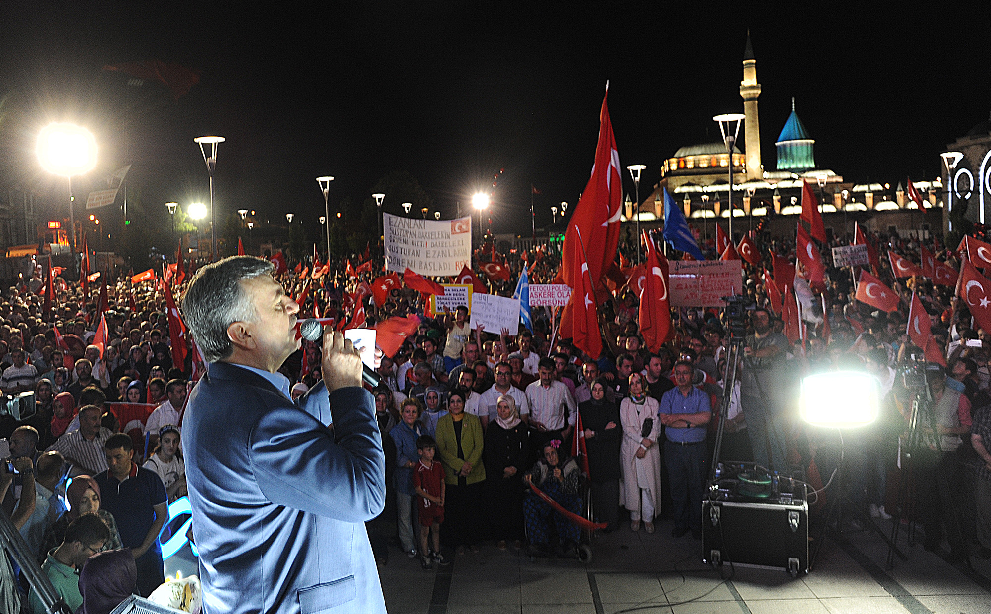 Milli İrade Kendini Başkalarına Teslim Etmeyecek