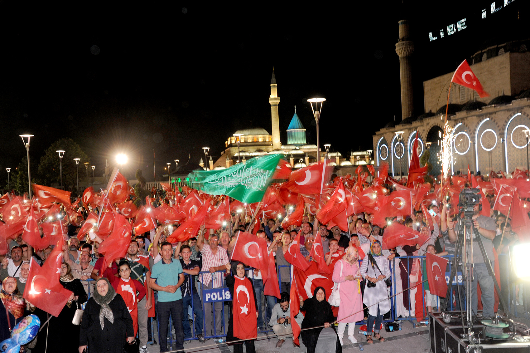 Milli İrade Kendini Başkalarına Teslim Etmeyecek