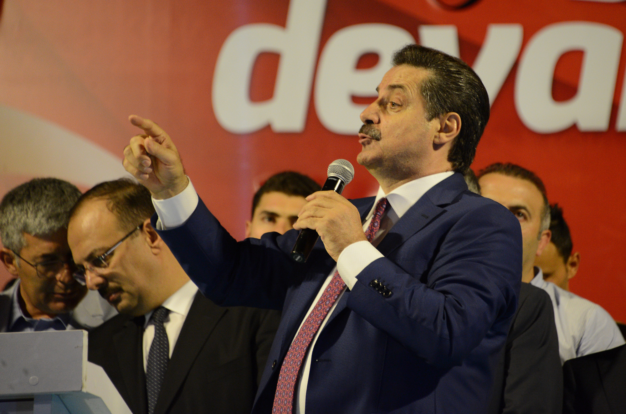 Millet Cengaver Duruşunu Dünyaya Gösterdi