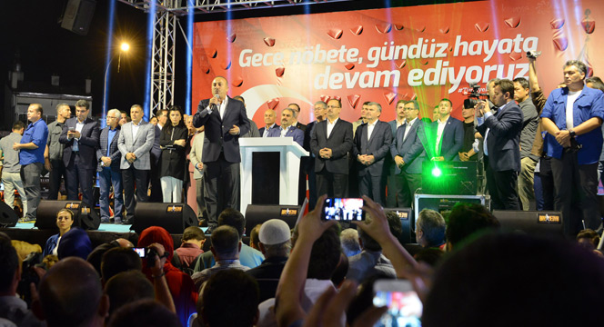 Türk Milleti Darbeye Darbe Yapan Millet Olarak Tarihe Geçti