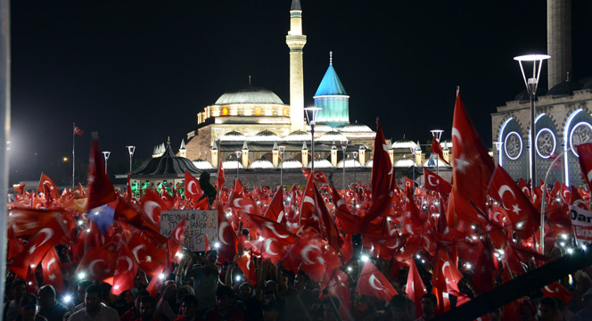 Konya Demokrasiye Sahip Çıkıyor