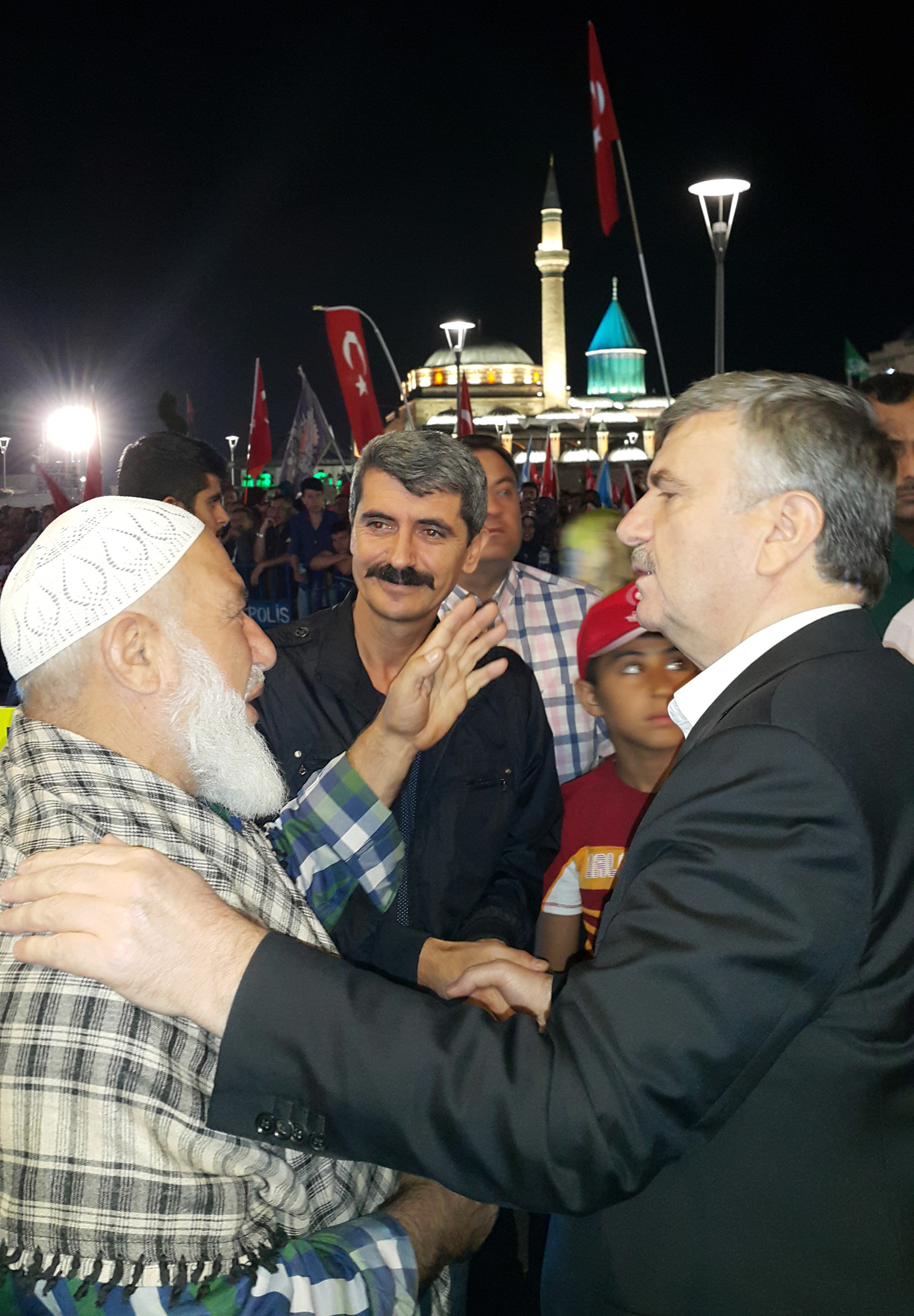 Her Türlü Tehdide Karşı Dimdik Ayaktayız