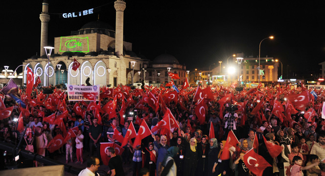 Her Türlü Tehdide Karşı Dimdik Ayaktayız