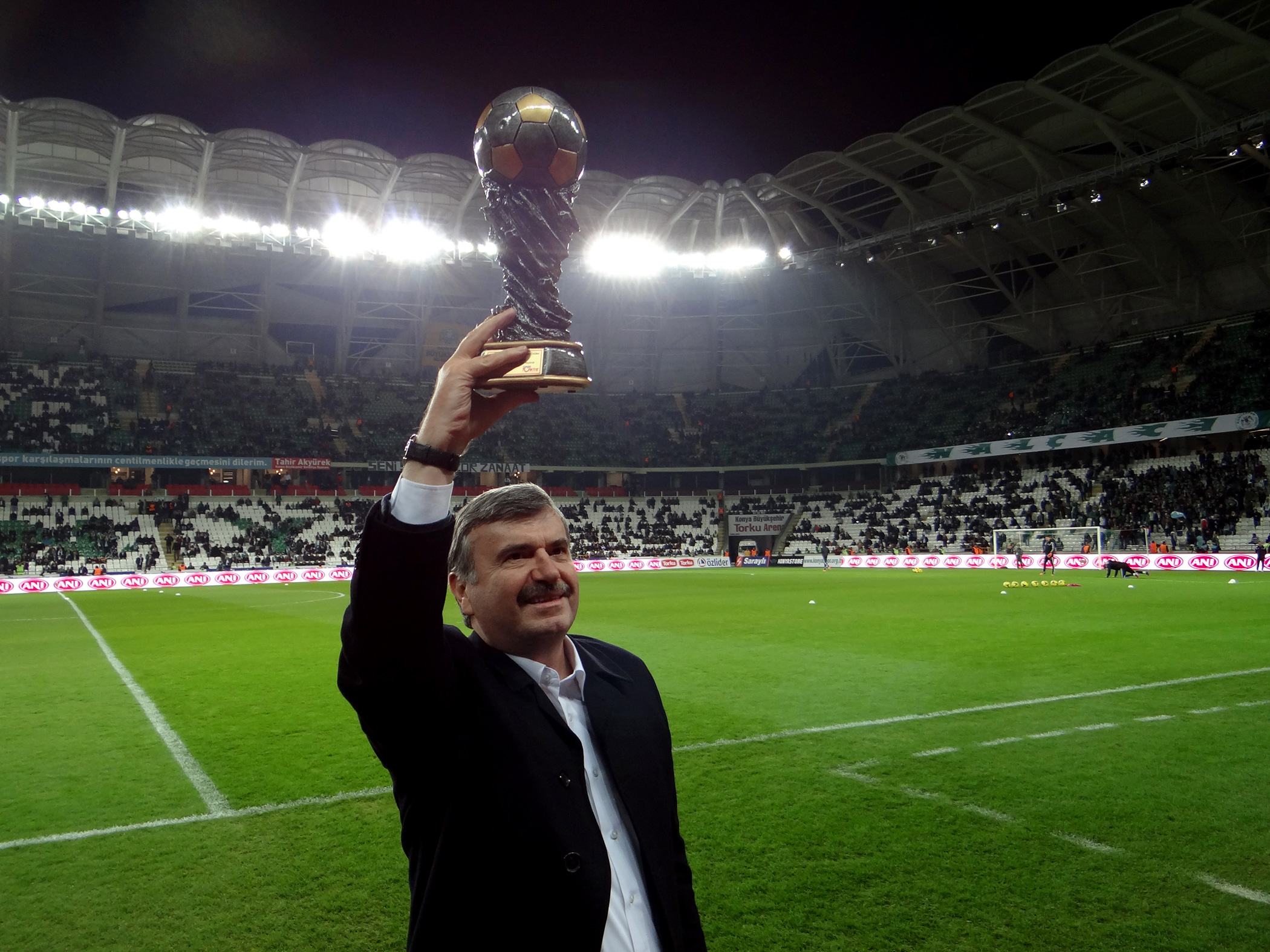 Başkan Akyürek Konyaspor'a Avrupa Kupalarında Başarılar Diledi