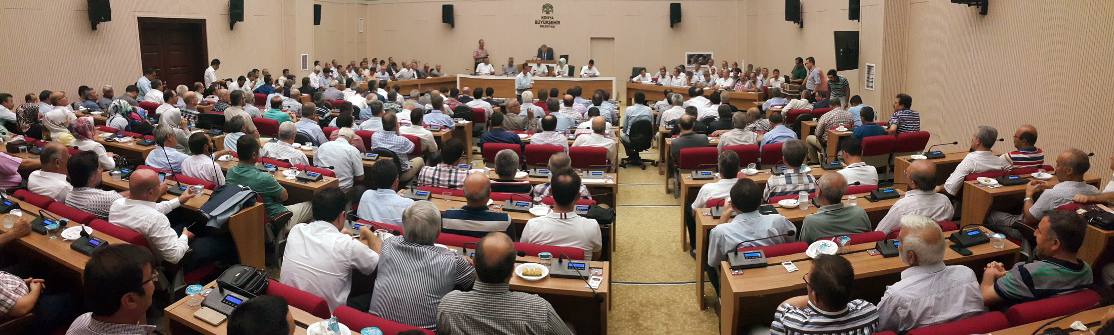Büyükşehir Meclisi Darbe Girişimini Kınadı