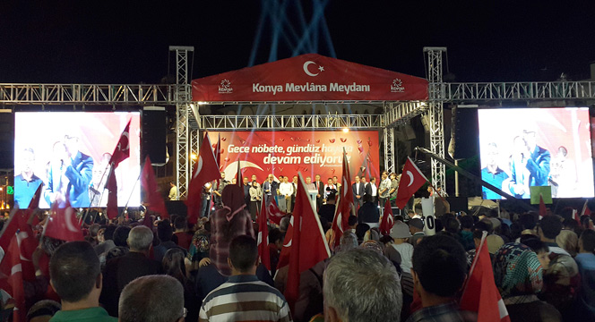 Batıya Demokrasi Dersi Veriyoruz