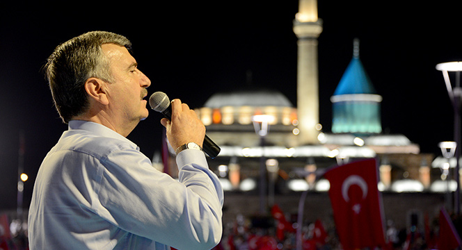 Milli İrade Nöbetlerini Taçlandırıyoruz