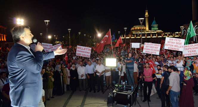 Tüm Dünyaya Demokrasi Dersi Veriyoruz