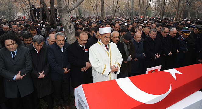 Konya Şehitlerini Ebediyete Uğurladı