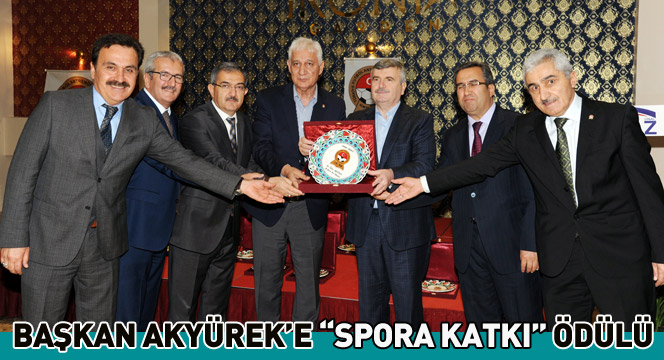 Başkan Akyürek'e 'Spora Katkı' Ödülü