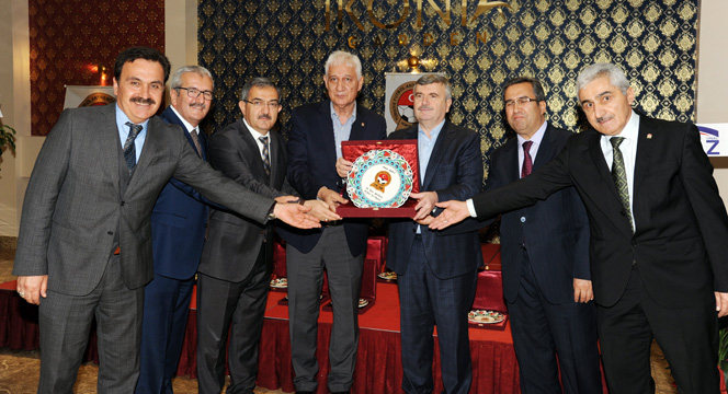 Başkan Akyürek'e 'Spora Katkı' Ödülü
