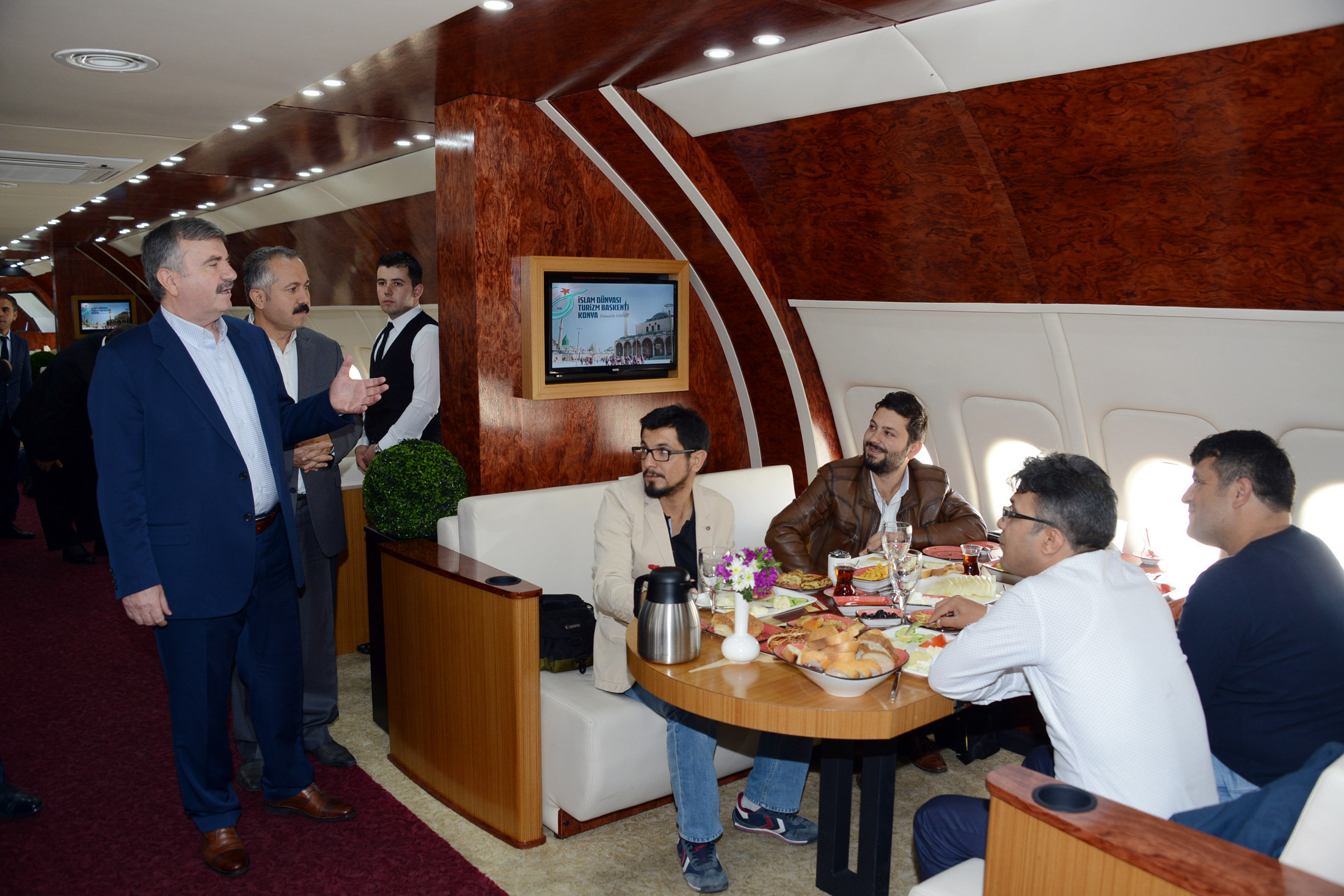Uçak Restoran Konya Mutfağı Şehre Değer Katıyor 