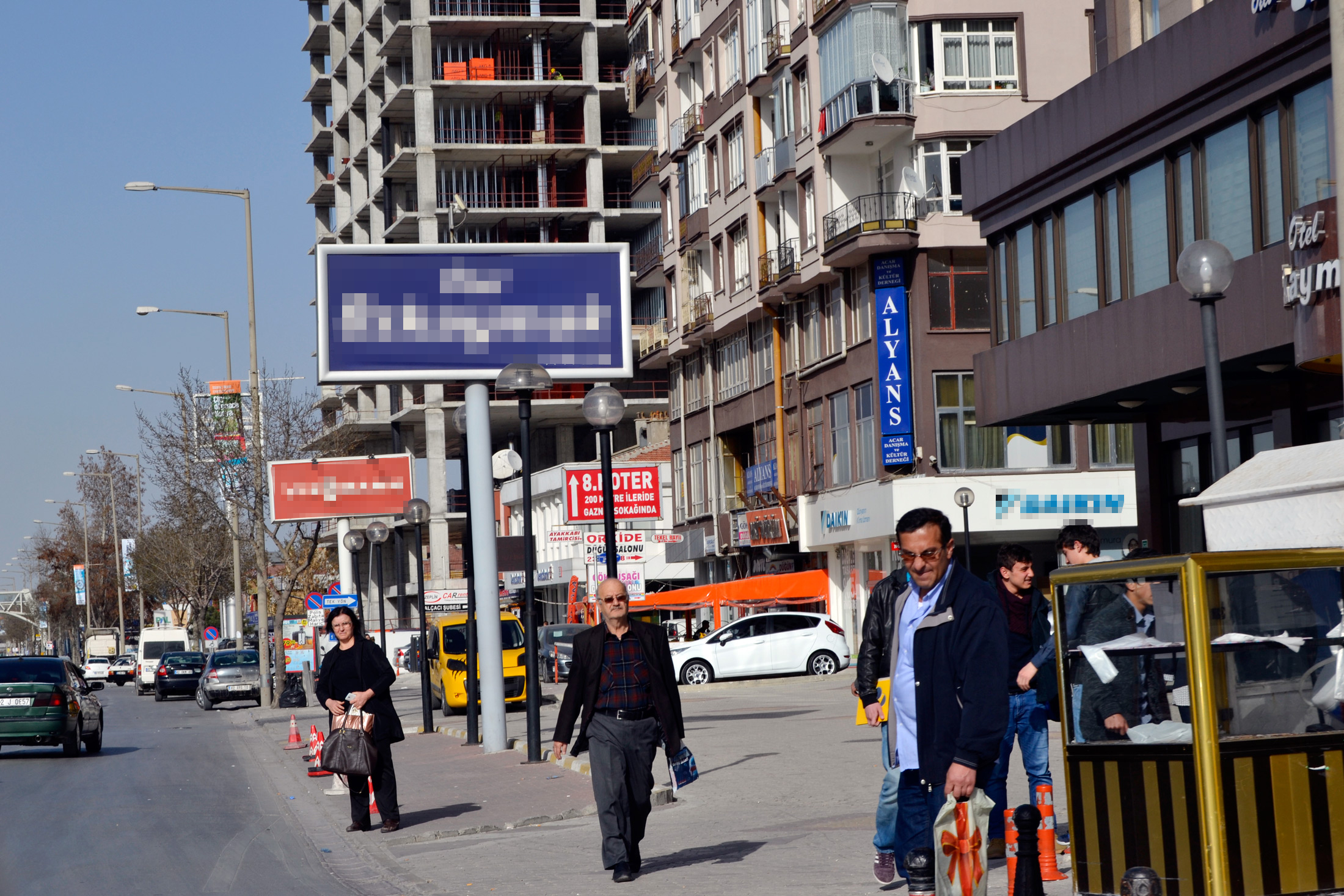 Büyükşehir Görsel Kirliliği Önlüyor