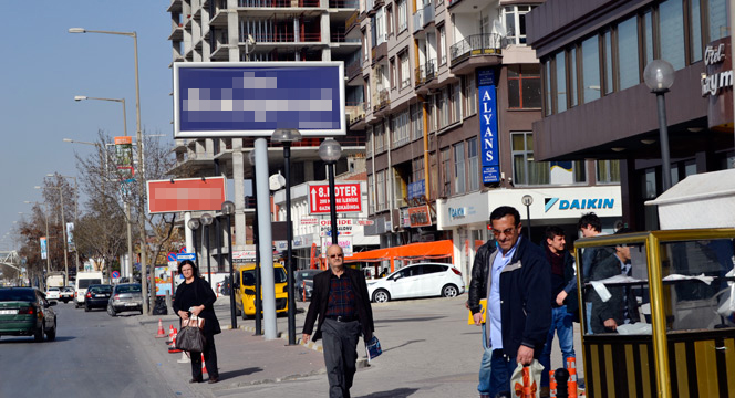 Büyükşehir Görsel Kirliliği Önlüyor