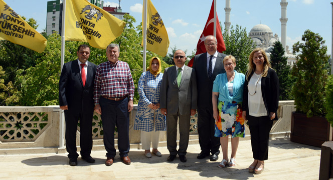 Afyon ve Hamm Belediye Başkanları Büyükşehir'de