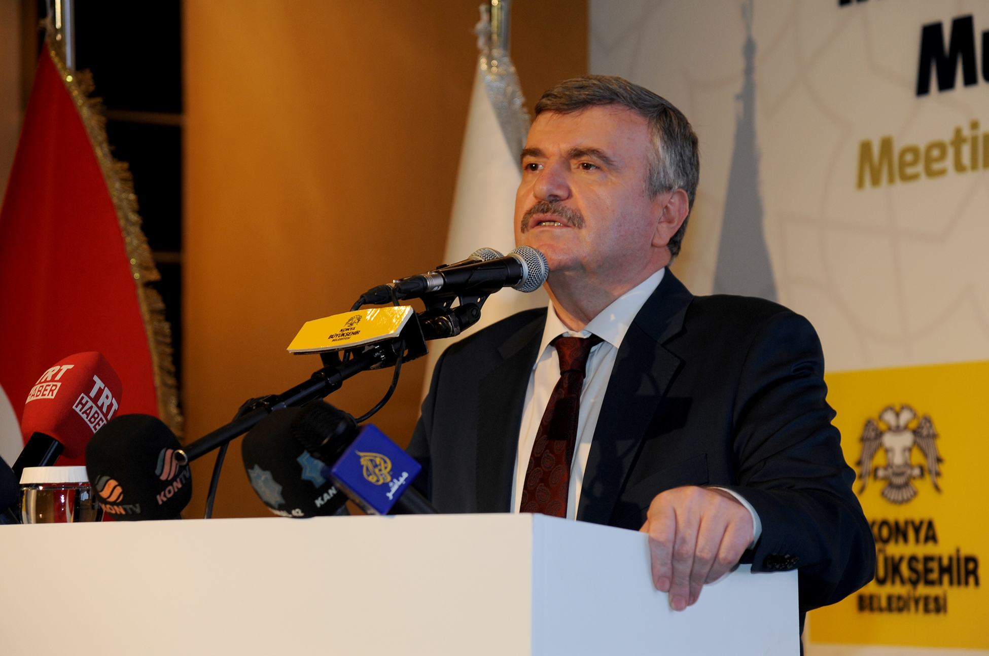 İslam Dünyası Alimleri Konya'da Buluştu