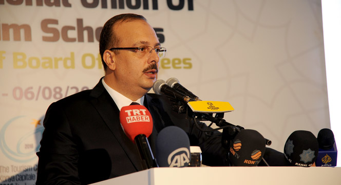 İslam Dünyası Alimleri Konya'da Buluştu