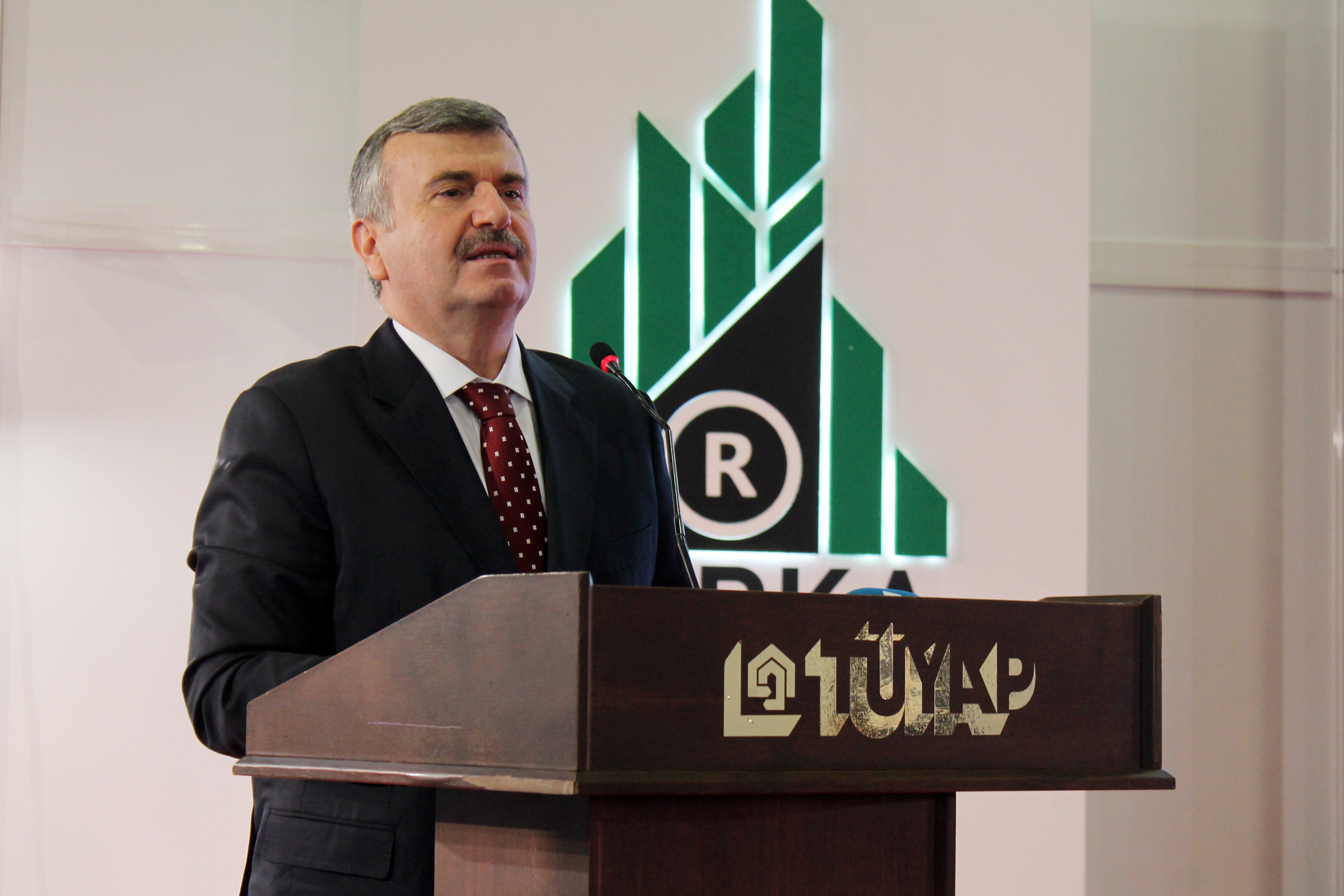 Marka Şehir Olmak İçin Geçmişe Sahip Çıkmalı, Çağı Doğru Okumalı ve Gelecek Vizyonu Taşımalıyız