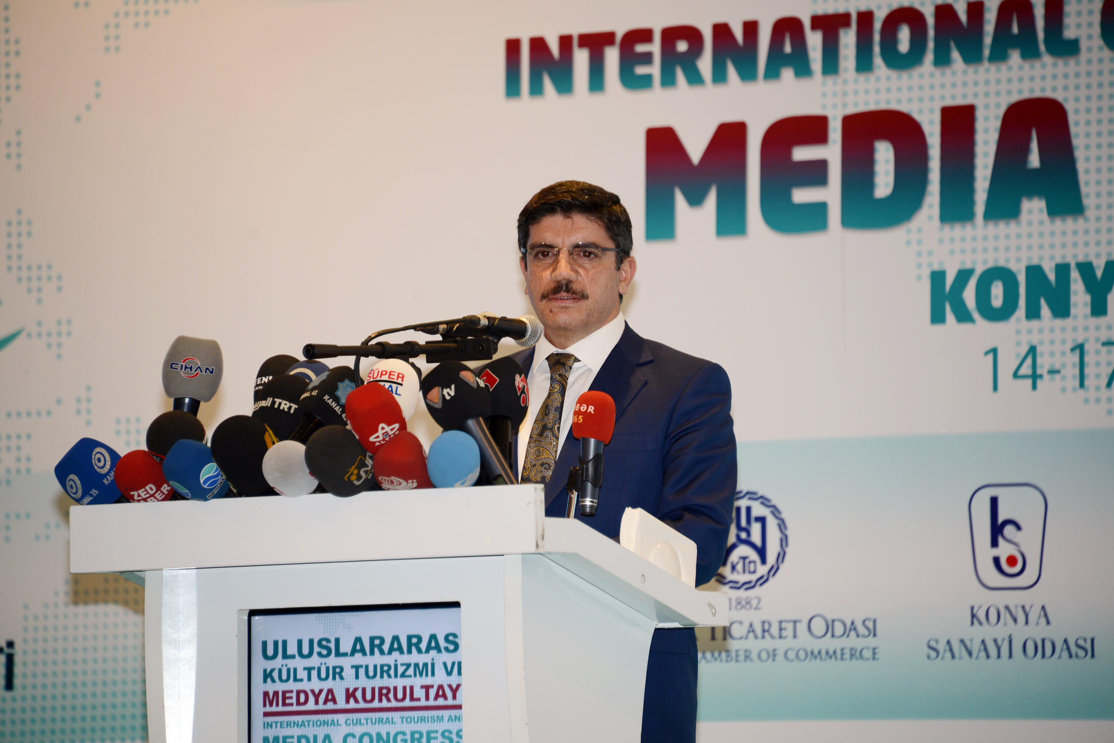 Uluslararası Kültür Turizmi ve Medya Kurultayı Başladı