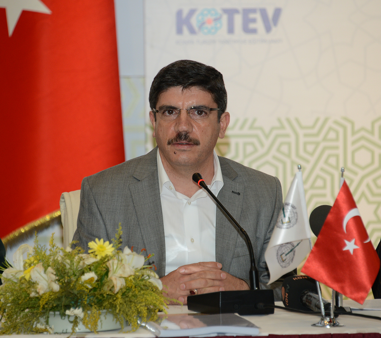 'Türk Halkının İlham Verici İradesini Takdir Ediyoruz'