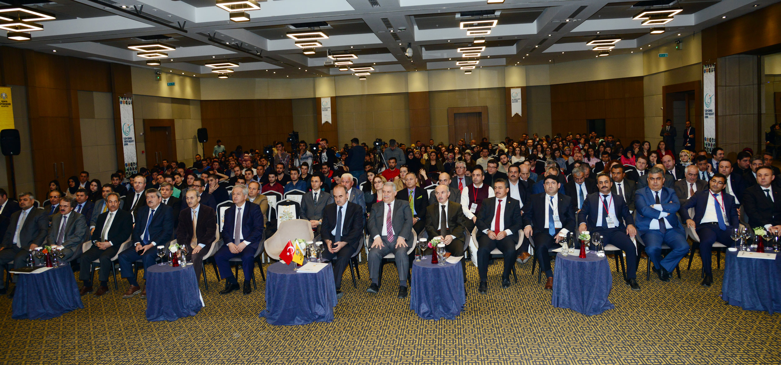 Yerel Yönetimler ve Turizm Çalıştayı Başladı