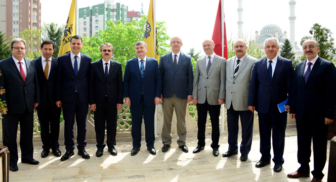 Turizm Altyapısını Güçlendirmeliyiz