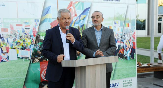 65 Ülkeden Onlarca Öğrenci Bayram Sofrasında Buluştu