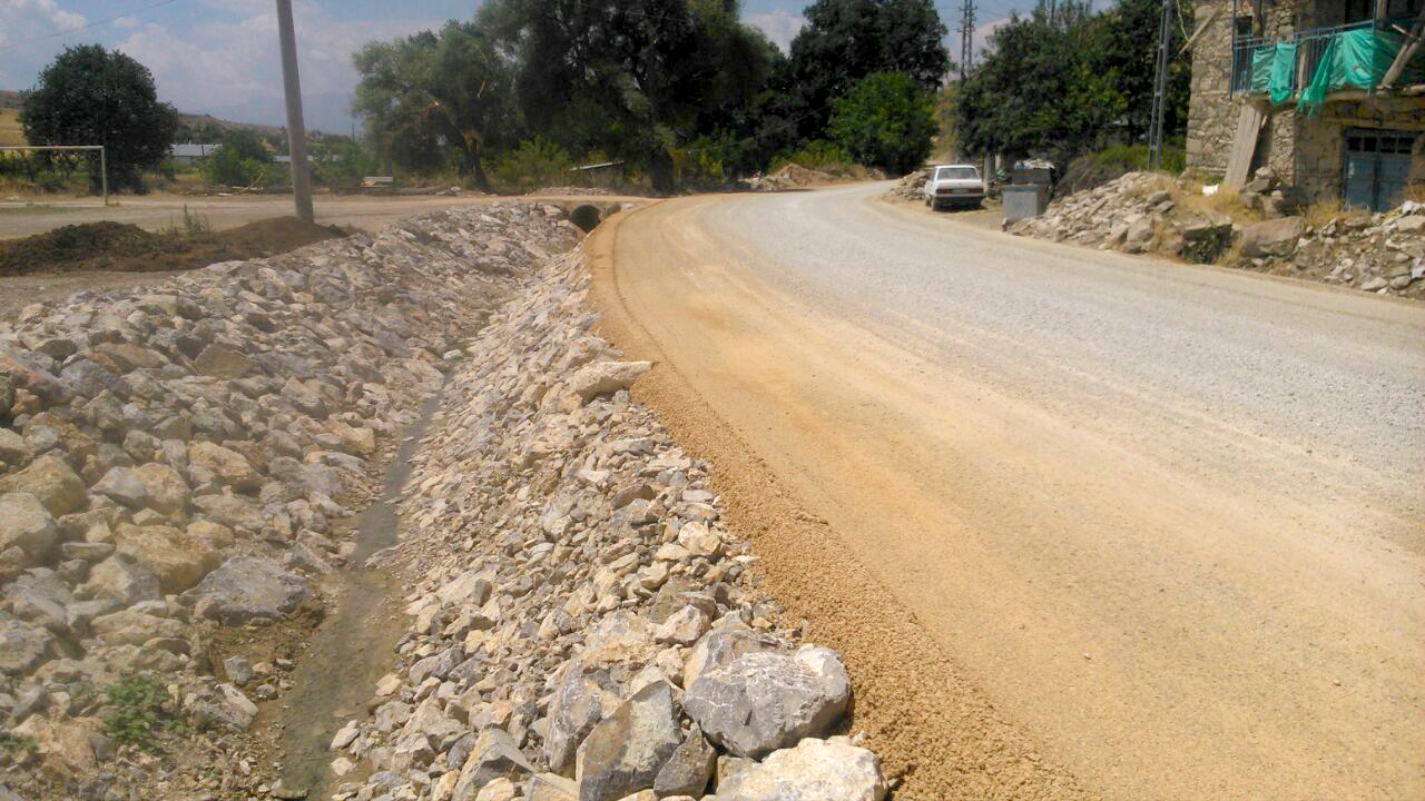 Beyşehir'de 22 KM'lik Grup Yolu'na 2,5 Milyon Lira
