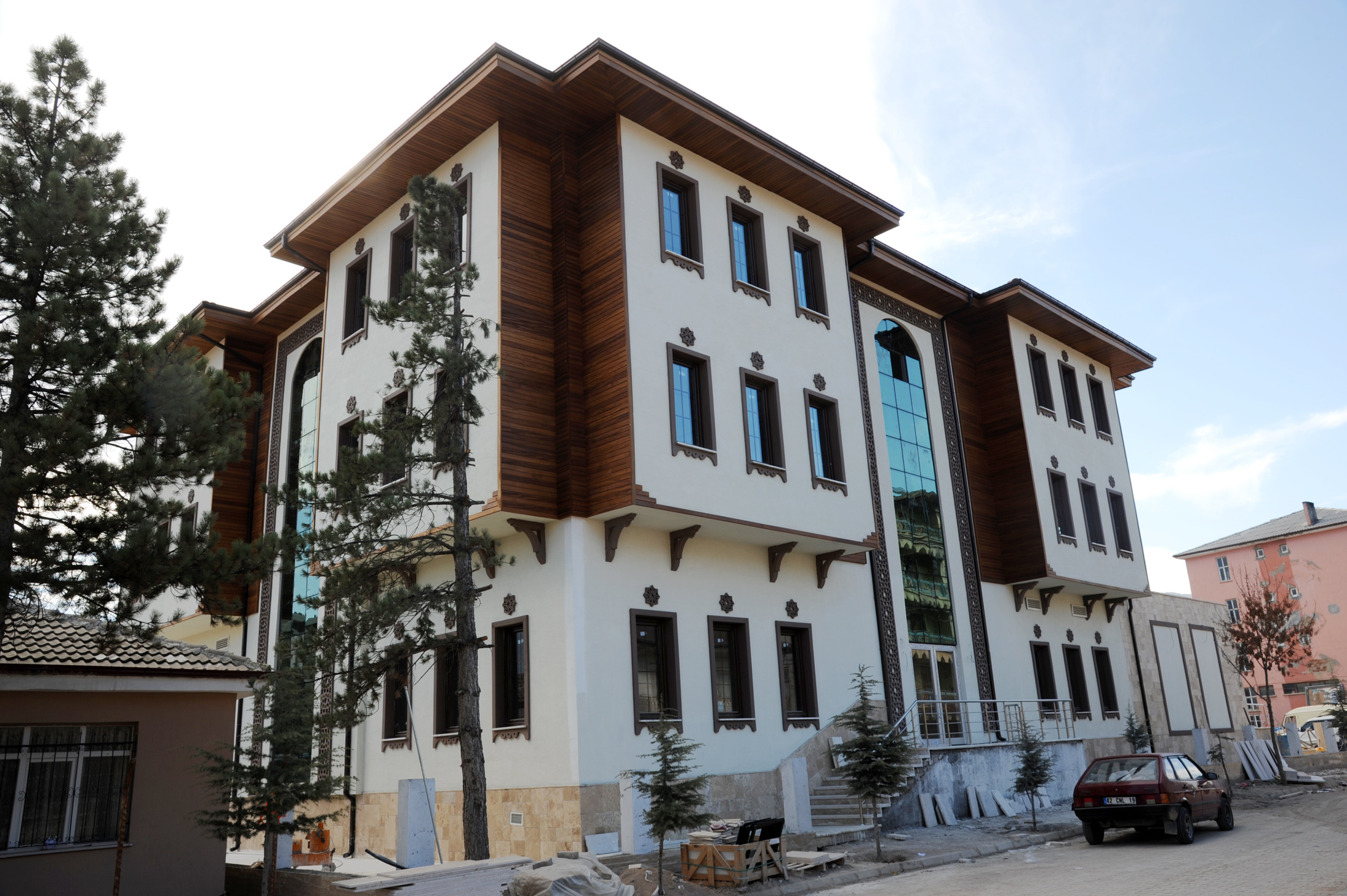 Büyükşehir'den Bozkır'a Şehir Konağı