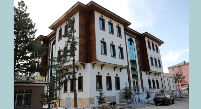 Büyükşehir'den Bozkır'a Şehir Konağı