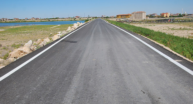 Büyükşehir'den Cihanbeyli'ye 7 Milyon Liralık Ana Cadde Düzenlemesi