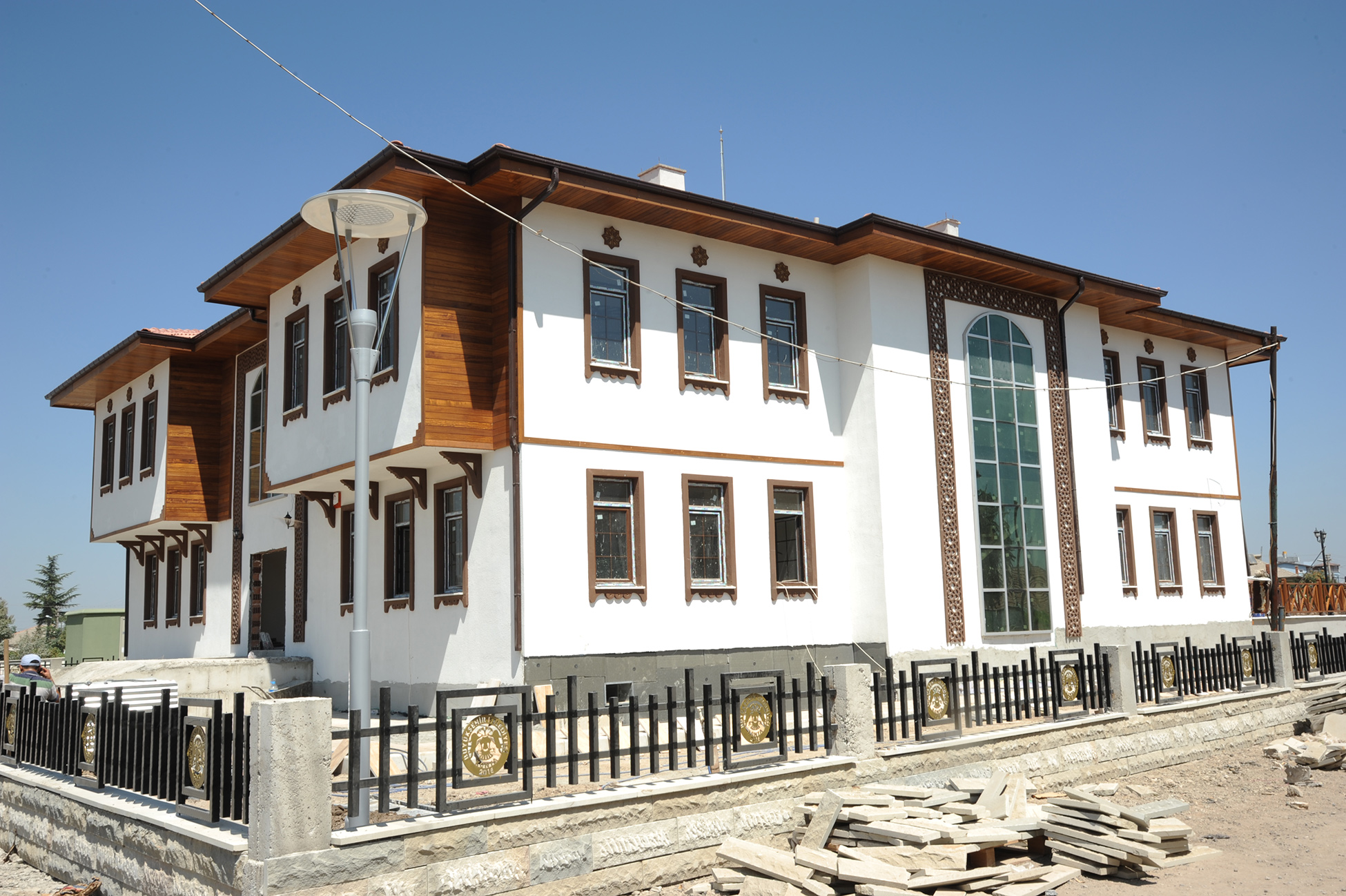 Büyükşehir'den Çumra'ya Şehir Konağı 