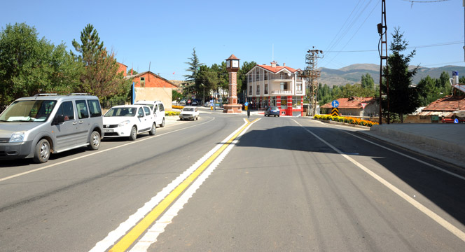 Büyükşehir Hüyük'te Yol Standartlarını Yükseltti