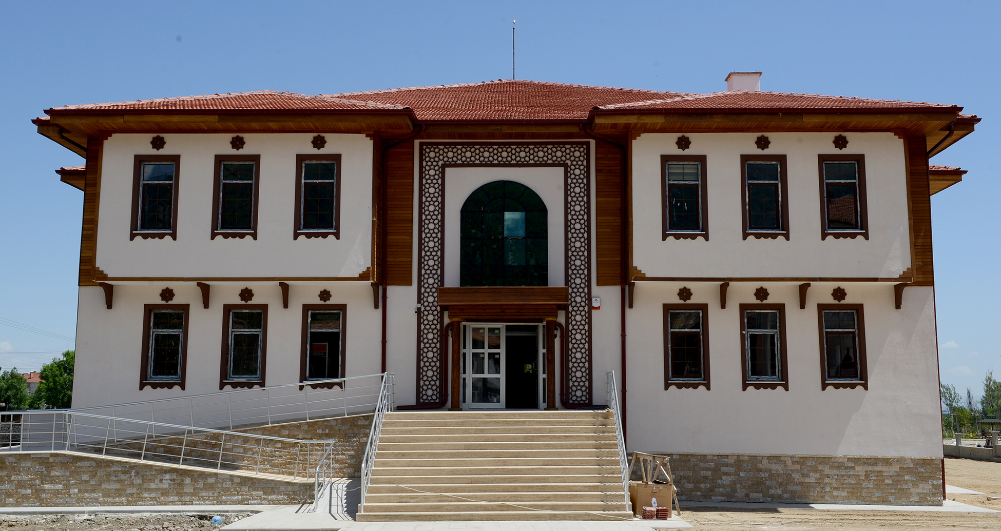 Akşehir ve Ilgın'a Şehir Konağı